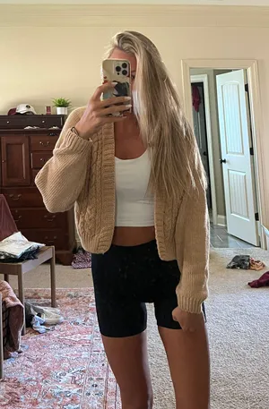 SheIn Cropped Cardigan Sweater thumbnail 1