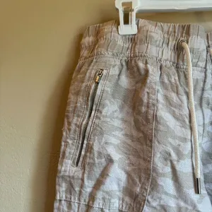 Athleta Cabo Tide Linen Jogger Neutral Camo Women's 8T Casual Lightweight thumbnail 4
