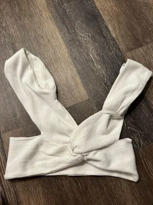 crop top  thumbnail 3