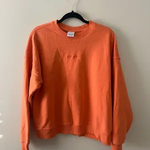 Champion Crewneck thumbnail 1