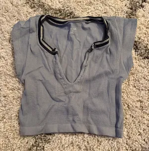 Urban Outfitters Top thumbnail 1