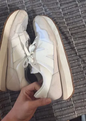 New Balance Shoes thumbnail 1