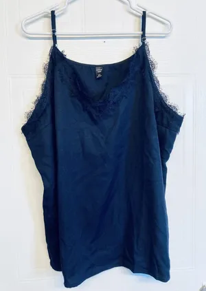 SHEIN Curve Cami Top Women 5XL Navy Blue Lace Trim V-Neck Adjustable‎ Strap Cami thumbnail 1