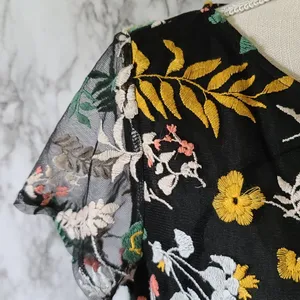Ann Taylor Factory lace blouse size medium thumbnail 2