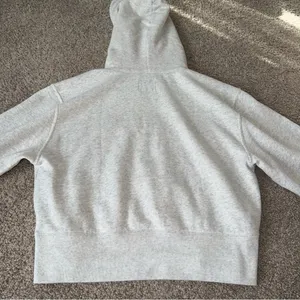 NWOT! Abercrombie & Fitch - Cropped Hoodie Sweatshirt - Light Grey, Large thumbnail 2