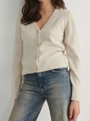 Reserved Cardigan with decorative Giraffe Buttons Cream Size Medium thumbnail 1