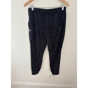 Vuori Performance Joggers Charcoal Grey Camo Print Tapered Activewear Pants‎ thumbnail 3