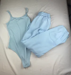 Matching set thumbnail 1
