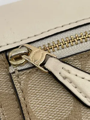 Coach Slim Trifold Wallet In Signature Canvas EUC Logo Designer thumbnail 4