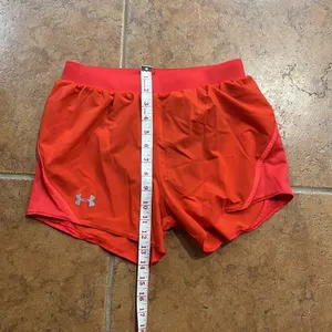 Under Armour ‎NWOT short women size XS thumbnail 9