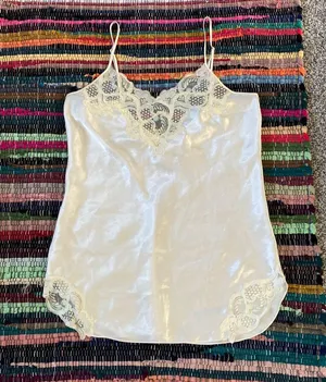Vintage White Victoria’s Secret Night Gown Size Large thumbnail 1