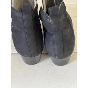 JBU by Jambu Parker Black Vegan Nubuck V-Cut Ankle Boots 9M JS17PKR01 thumbnail 3