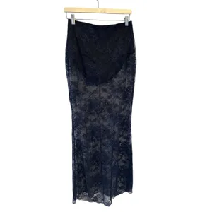 Skims ultra fine lace long women's skirt M Onyx NWT ( SOLD OUT) thumbnail 2