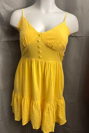 New size extra large, beautiful floaty dress hundred percent polyester Yellow thumbnail 1
