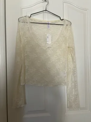 Out from under lace long sleeve  thumbnail 1