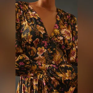 Anthropologie Floral Peplum Blouse V-Neck Button Front Flared Cuff Top Black thumbnail 3