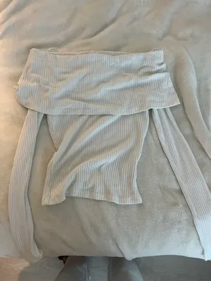 Urban Outfitters Off The Shoulder Long sleeve top thumbnail 3