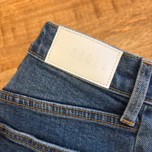 Pistola Eli Barrel Jeans 24 Augustus‎ Wash High Rise Arched Cropped Blue Denim thumbnail 11