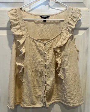 Express‎ Womens Beige Ruffle Button Front Pintuck Sleeveless Blouse Top L Boho thumbnail 1