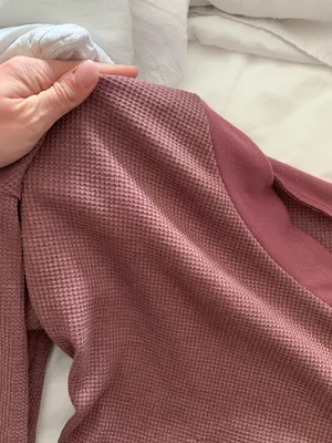 Amazon Sweater thumbnail 3