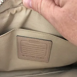 Coach Legacy Flight Bag Crossbody Tan Leather Chain Strap Tassel Purse thumbnail 4