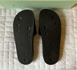 Off-White Slides thumbnail 5