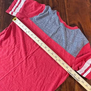 Reebok New York Giants NFL Graphic T-Shirt Red‎ Gray Colorblock Womens Medium thumbnail 6
