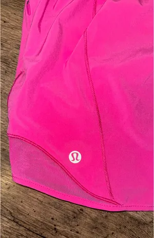 Lululemon Shorts Hotty Hot 2.5" thumbnail 4