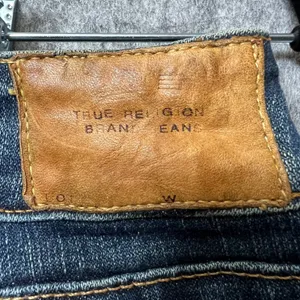 True Religion Bootcut Jeans Dark Wash Distressed Denim USA Made Size 29 Altered‎ thumbnail 13