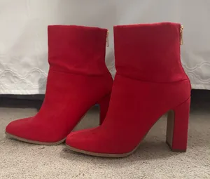 Booties Red Size 7 thumbnail 1