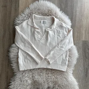 Pre-worn ARITZIA Wilfred Clara Marina Wool Waist Sweater - Matte Pearl XS thumbnail 2