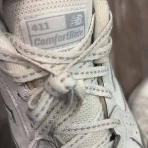 Women’s White New Balance 411 size 10 thumbnail 10