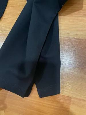 Black capris thumbnail 3