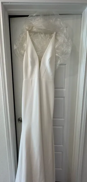 Blush Bridal Wedding dress White Size 10 thumbnail 1
