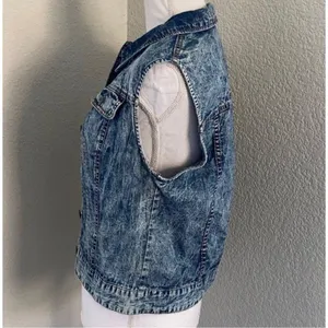 Forever 21 Life in Progress 80’s Inspired Acid Wash Denim Vest Size Medium thumbnail 3
