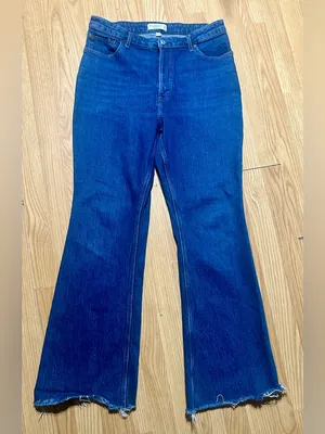 A&F The Vintage Flare High Rise Jeans. Curve love women’s 32/14 thumbnail 2