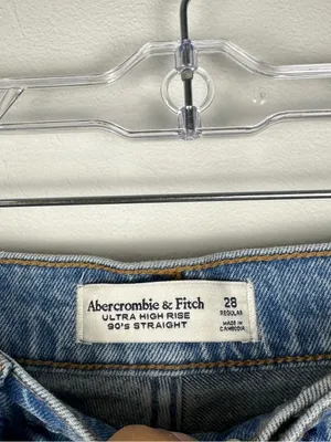 Abercrombie and Fitch Ultra High Rise 90s Straight Jean Women’s Sz‎ 28 R thumbnail 6