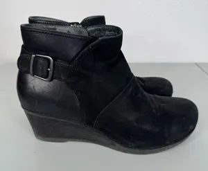 Dansko Black Leather‎ Wedge Heel Ankle Booties Size 42 thumbnail 1