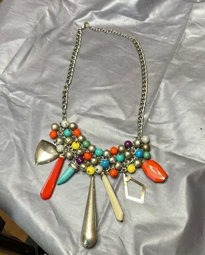 Necklace thumbnail 3
