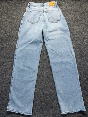 Hollister Curvy High-Rise Light Wash Patchwork Wide Leg Dad Jeans thumbnail 6