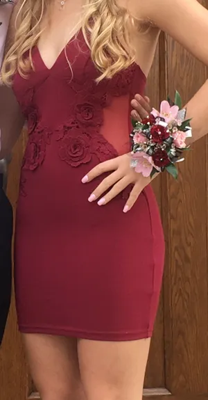 Windsor Homecoming Dress thumbnail 1