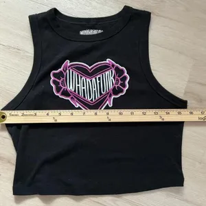 Whadafunk Black Crop Top Graphic Heart Print Tank Top Medium‎ thumbnail 4