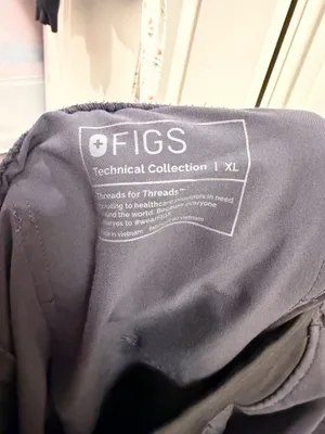 FIGS Scrub Pants thumbnail 2