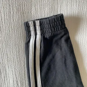 Brandy Melville sweatpants thumbnail 2