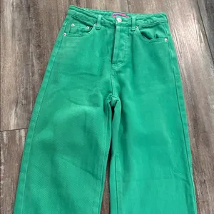 Edikted Green Button Fly Jeans XS thumbnail 2
