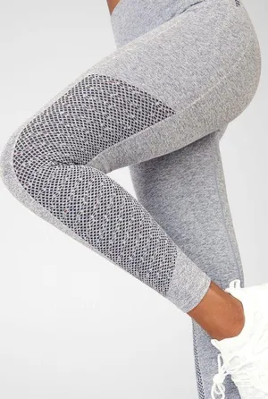 NEW Fabletics Sync Seamless High-Waisted 7/8 Legging thumbnail 1