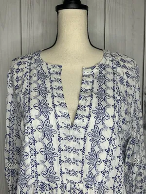Ann Taylor Loft Blue White Floral Print V-Neck Cotton Tunic Top Sz L Lightweight thumbnail 2