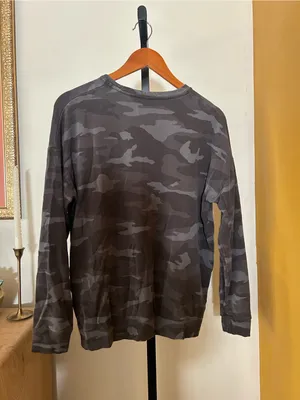 Athleta Studio to Street‎ Sweatshirt Gray Camo Crewneck Athleisure Lounge Small thumbnail 7