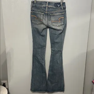American Eagle Outfitters‎ Women's Distressed Bootcut Jeans thumbnail 3