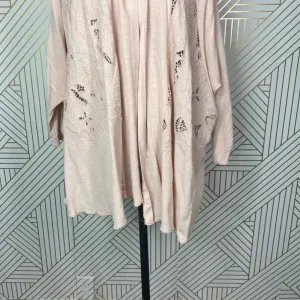 Free People Cool Nights Crochet Cardigan Conch Pink Size Small‎ thumbnail 6